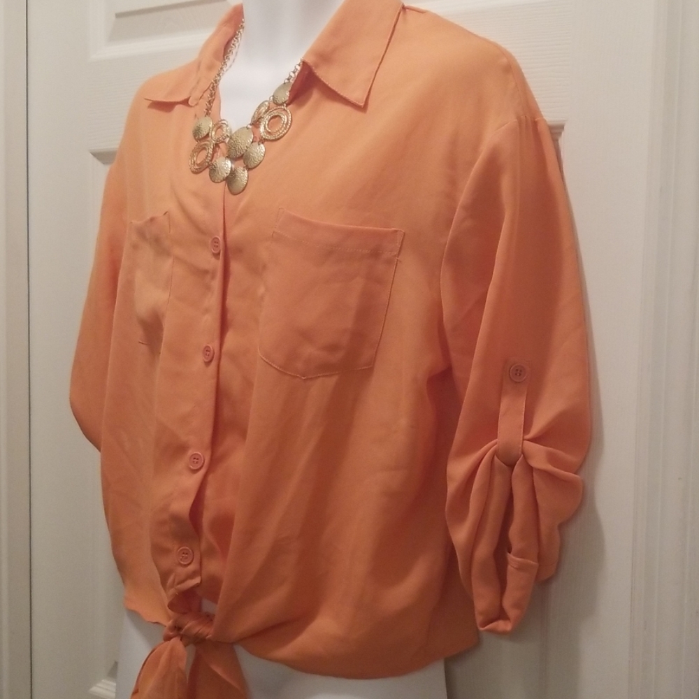 Top - Picture 2 of 3